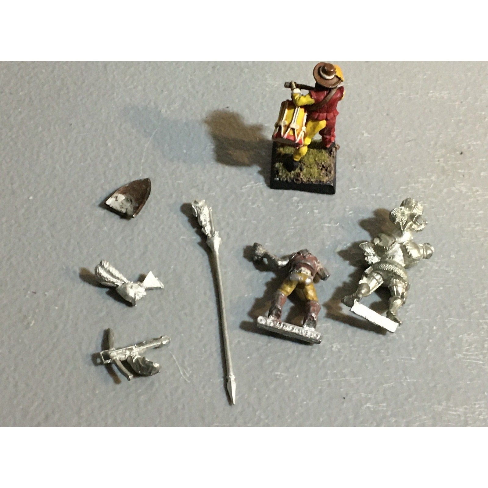 A32487 WARHAMMER FANTASY METAL EMPIRE BITS & INC LOT MUSICIAN REIKSGUARD GW