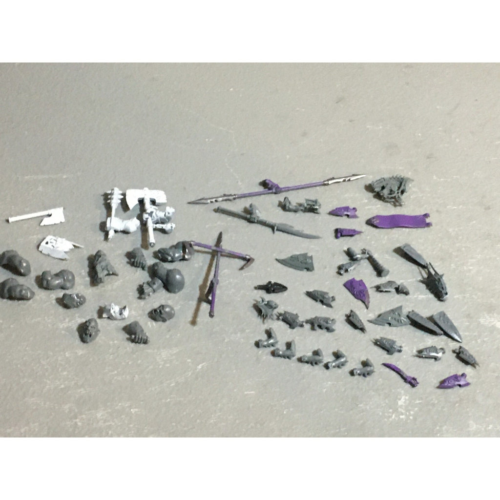 A18545 WARHAMMER FANTASY AOS MIXED BITS LOT OGRE ORC DARK ELVES DWARFS GW