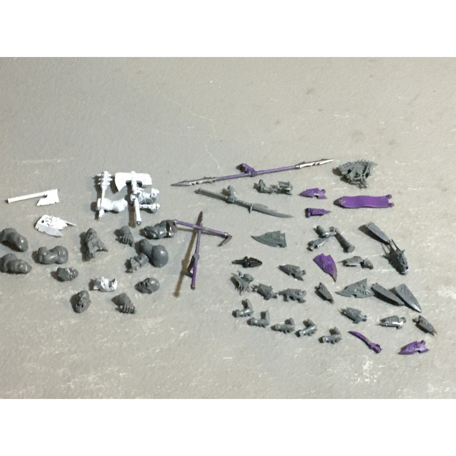 A18545 WARHAMMER FANTASY AOS MIXED BITS LOT OGRE ORC DARK ELVES DWARFS GW