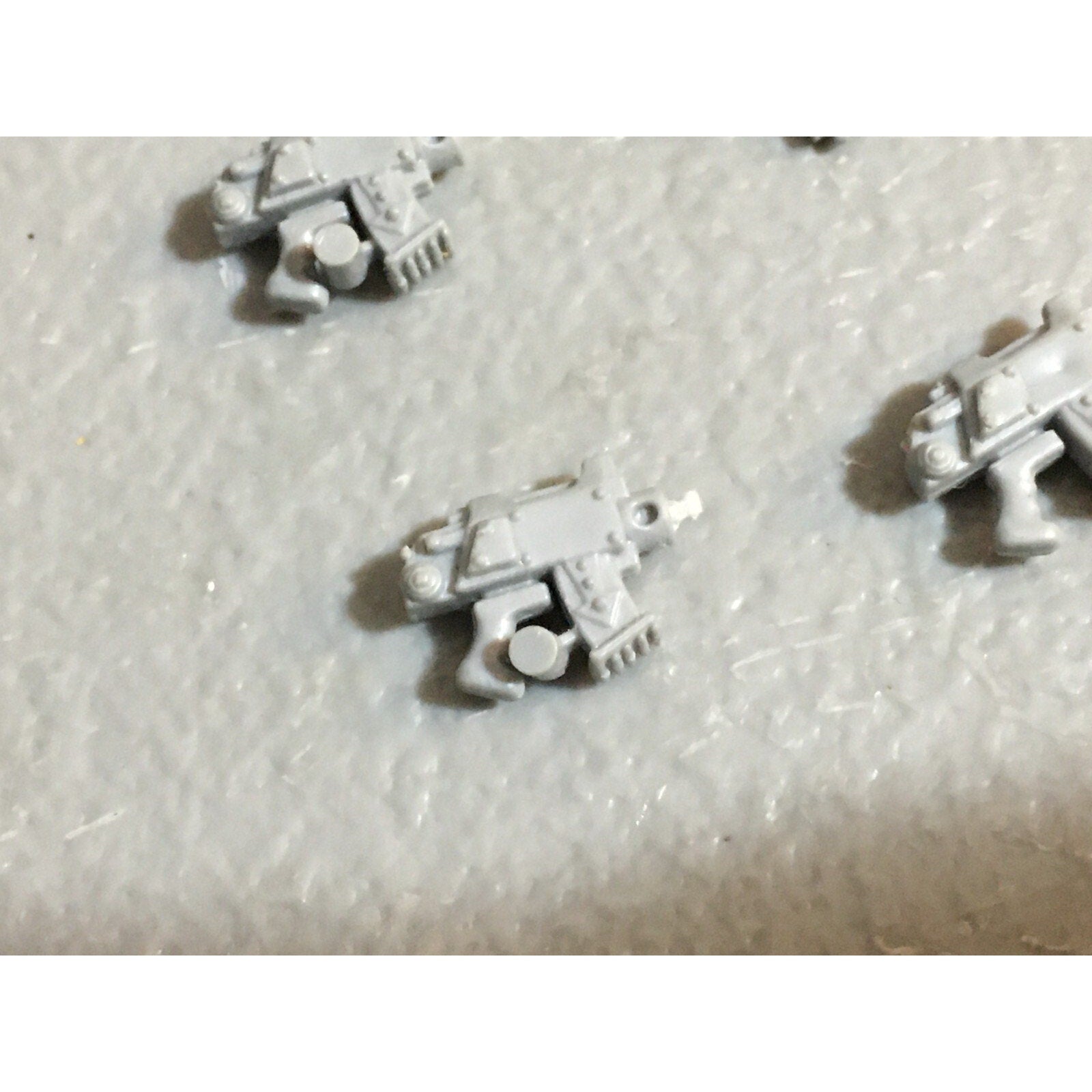 A23145 WARHAMMER 40K CHAOS SPACE MARINES ROGUE TRADER BITS LOT PISTOL BOLTER GW