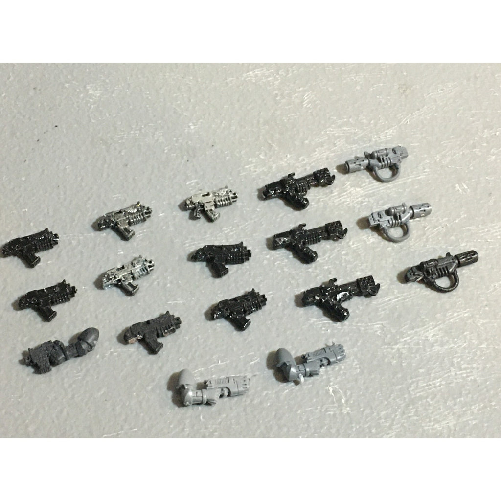 A22960 WARHAMMER 40K SPACE MARINES BITS LOT BOLTERS SPECIALS GAMES WORKSHOP GW