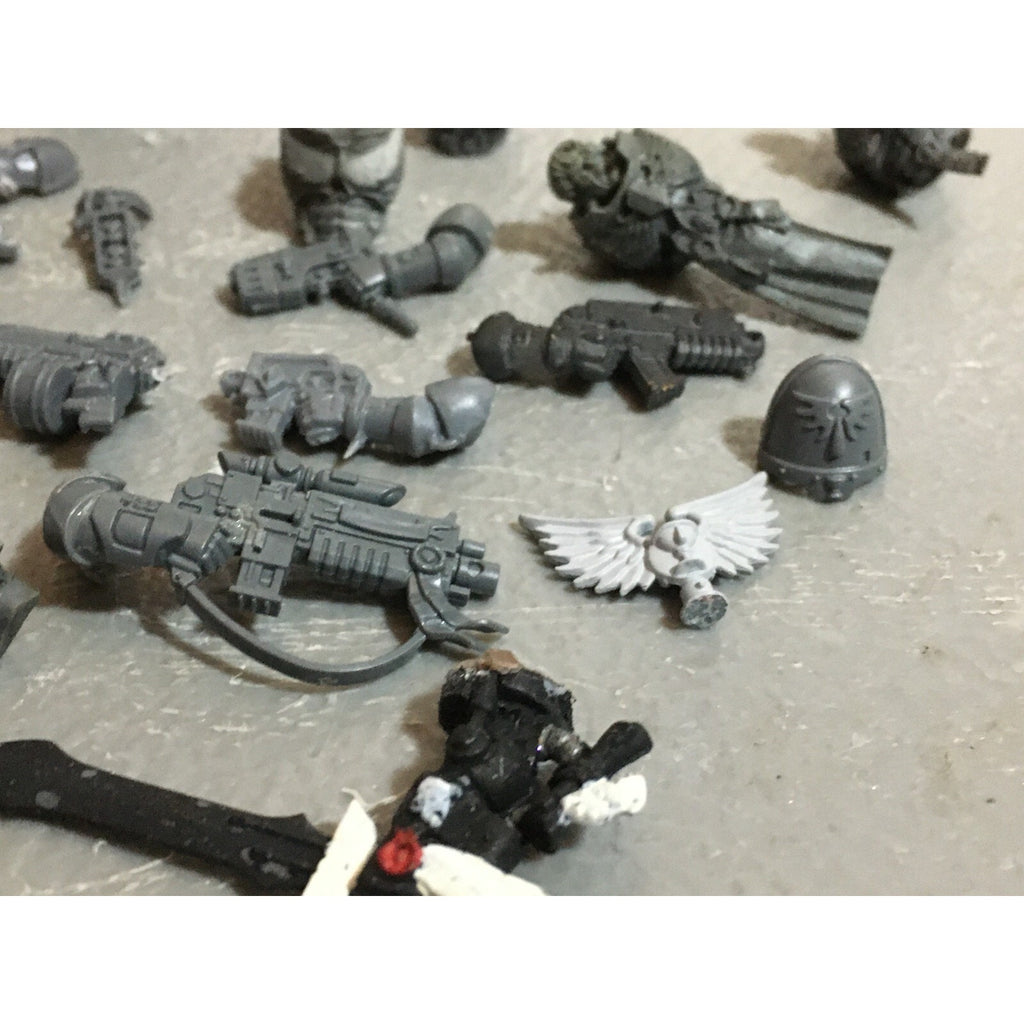 A20115 WARHAMMER 40K SPACE MARINES DARK BLOOD ANGELS BLACK TEMPLARS BITS LOT