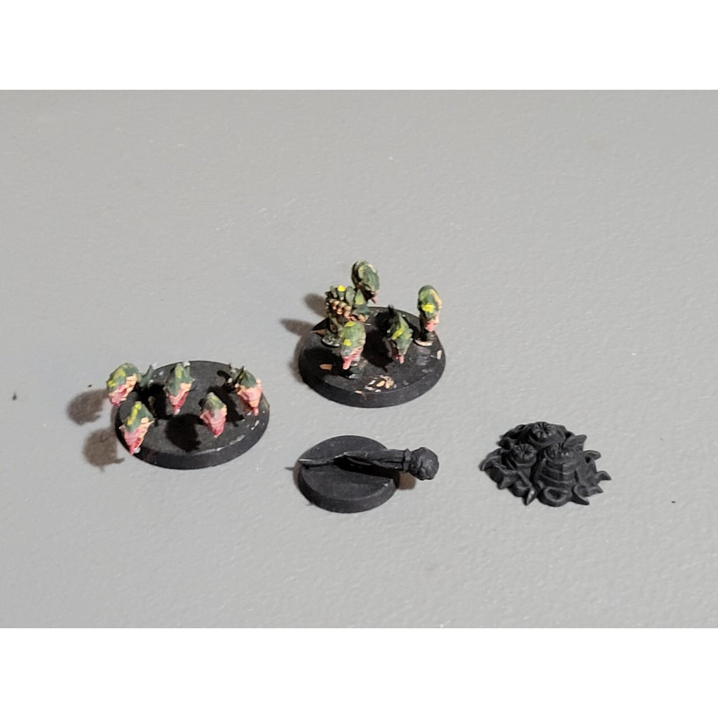 A19137 WARHAMMER 40K TYRANIDS RIPPER BASE 2 PK + SPORE MINE HIVE NODE