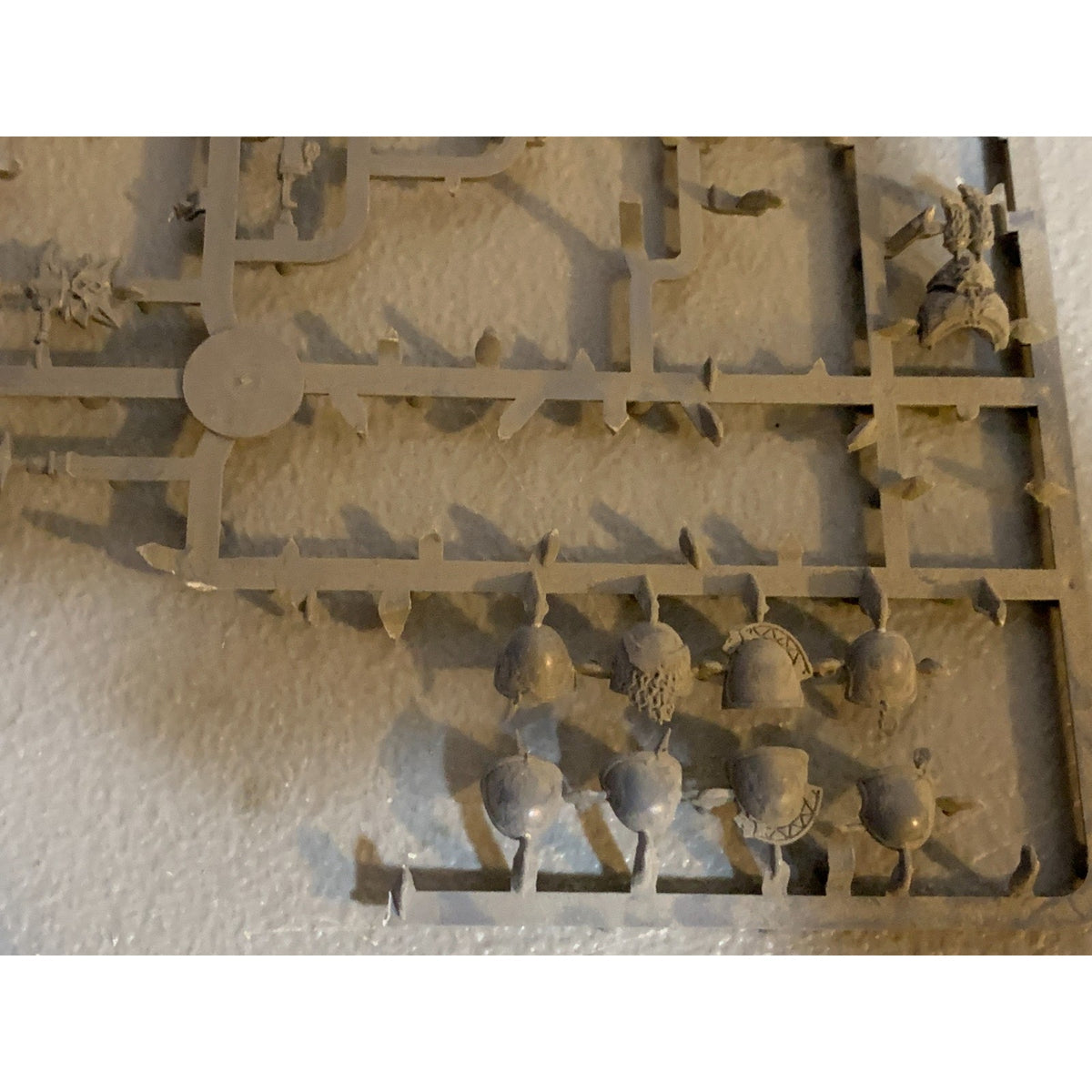 A28642 WARHAMMER 40K MARINES SPACE WOLVES FIRSTBORN HEADS ARMS BITS LO ...