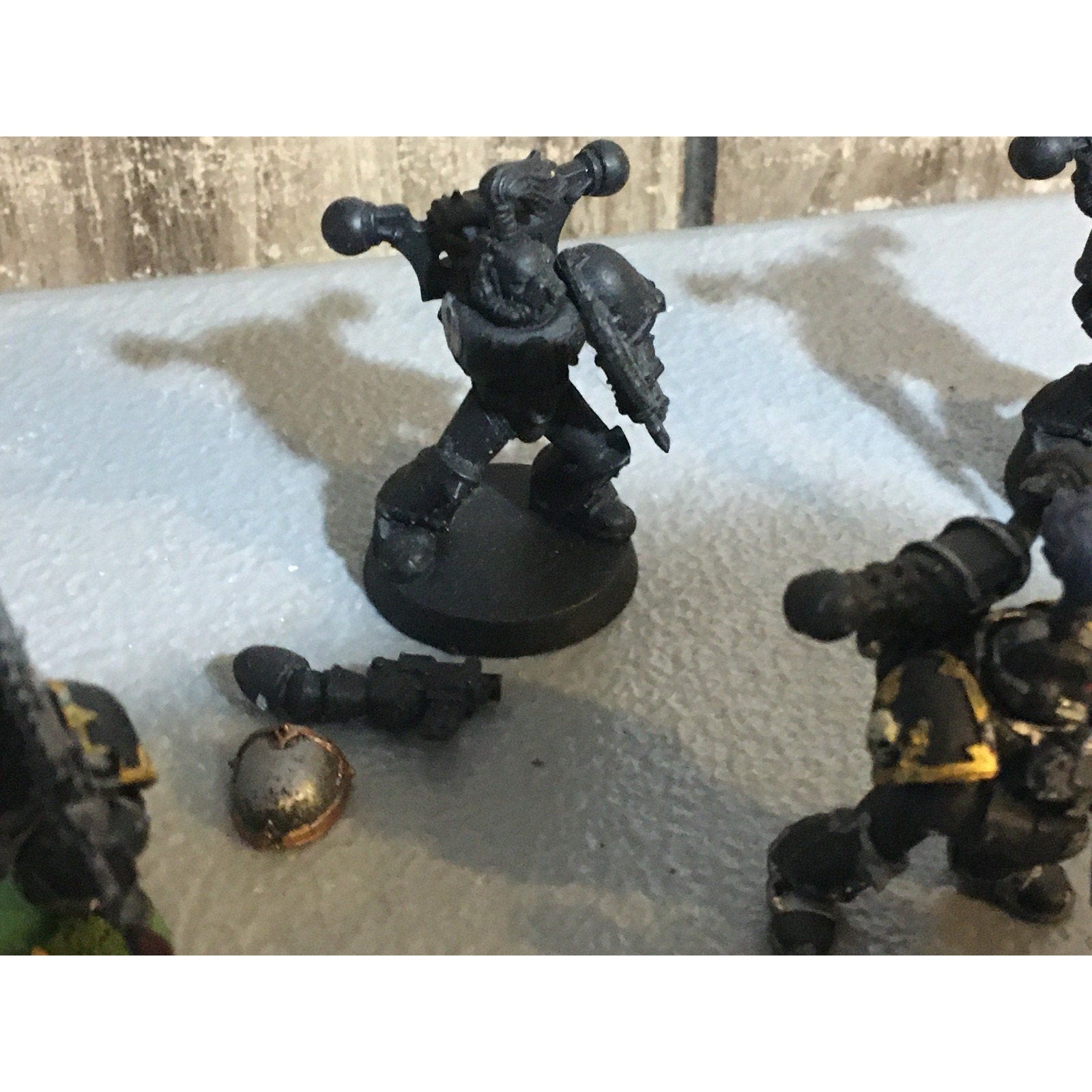 A29237 WARHAMMER 40K CHAOS SPACE MARINES LEGIONARIES 10 PK MISS 4 SHOULDER PADS