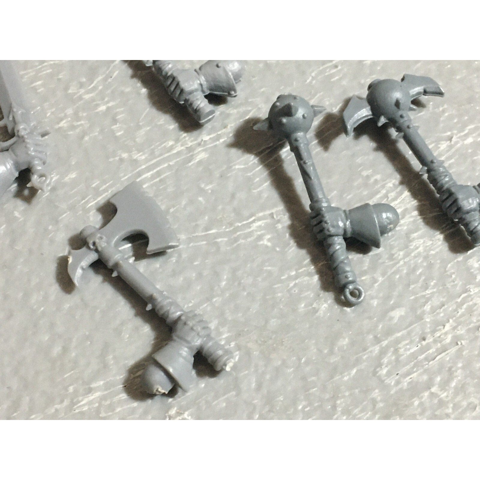 A22718 WARHAMMER FANTASY CHAOS MORTALS WARRIORS BITS LOT HANDS GW