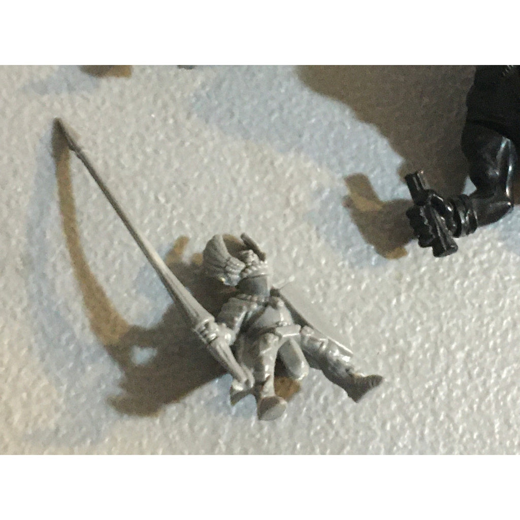 A31465 MILTON BRADLEY BATTLE MASTERS WARHAMMER CHAOS THUG ARCHER & INCOMPLETE
