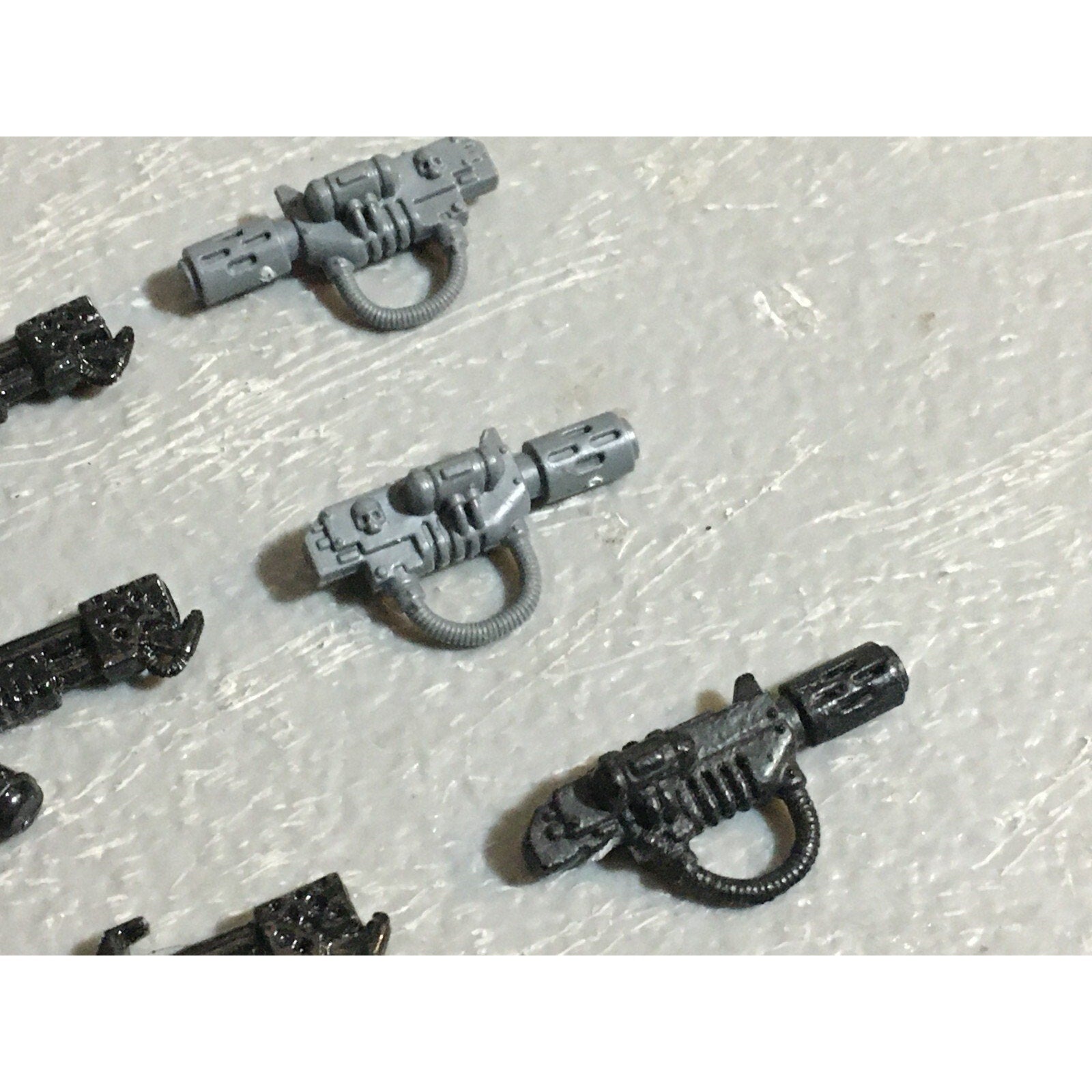 A22960 WARHAMMER 40K SPACE MARINES BITS LOT BOLTERS SPECIALS GAMES WORKSHOP GW