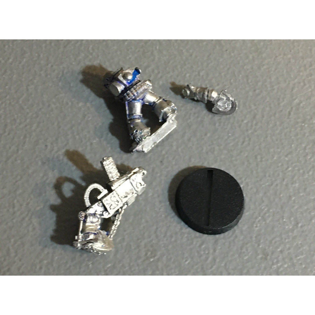 A31173 WARHAMMER 40K CHAOS SPACE MARINES METAL HAVOC W HEAVY BOLTER GW