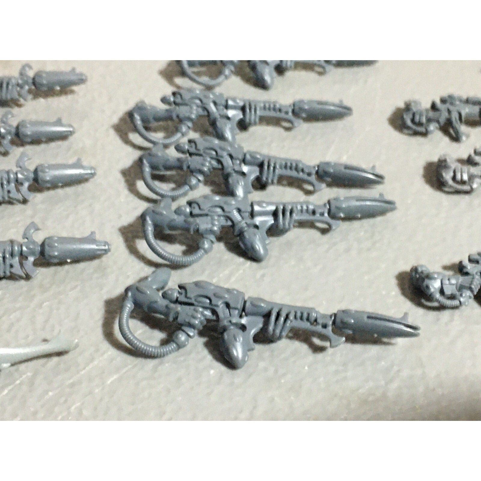 A22173 WARHAMMER 40K ELDAR CRAFTWORLDS BITS LOT WRAITHGUARD GUARDIANS RIFLES GW