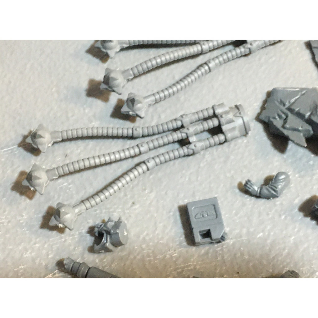 A24532 WARHAMMER 40K MIXED BITS LOT PLATES CHAOS IMPERIAL GW
