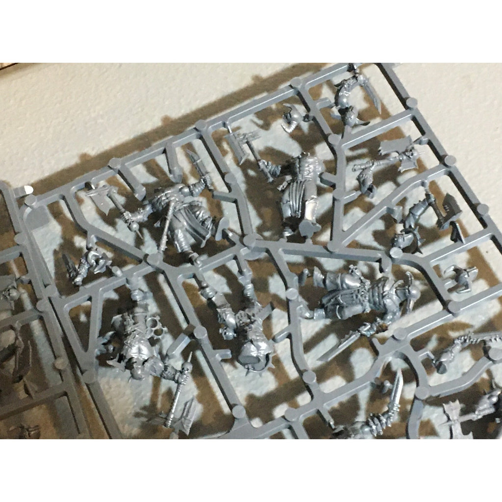 A24159 WARHAMMER AOS BLADES OF KHORNE BLOODREAVERS NOS ON SPRUE GW