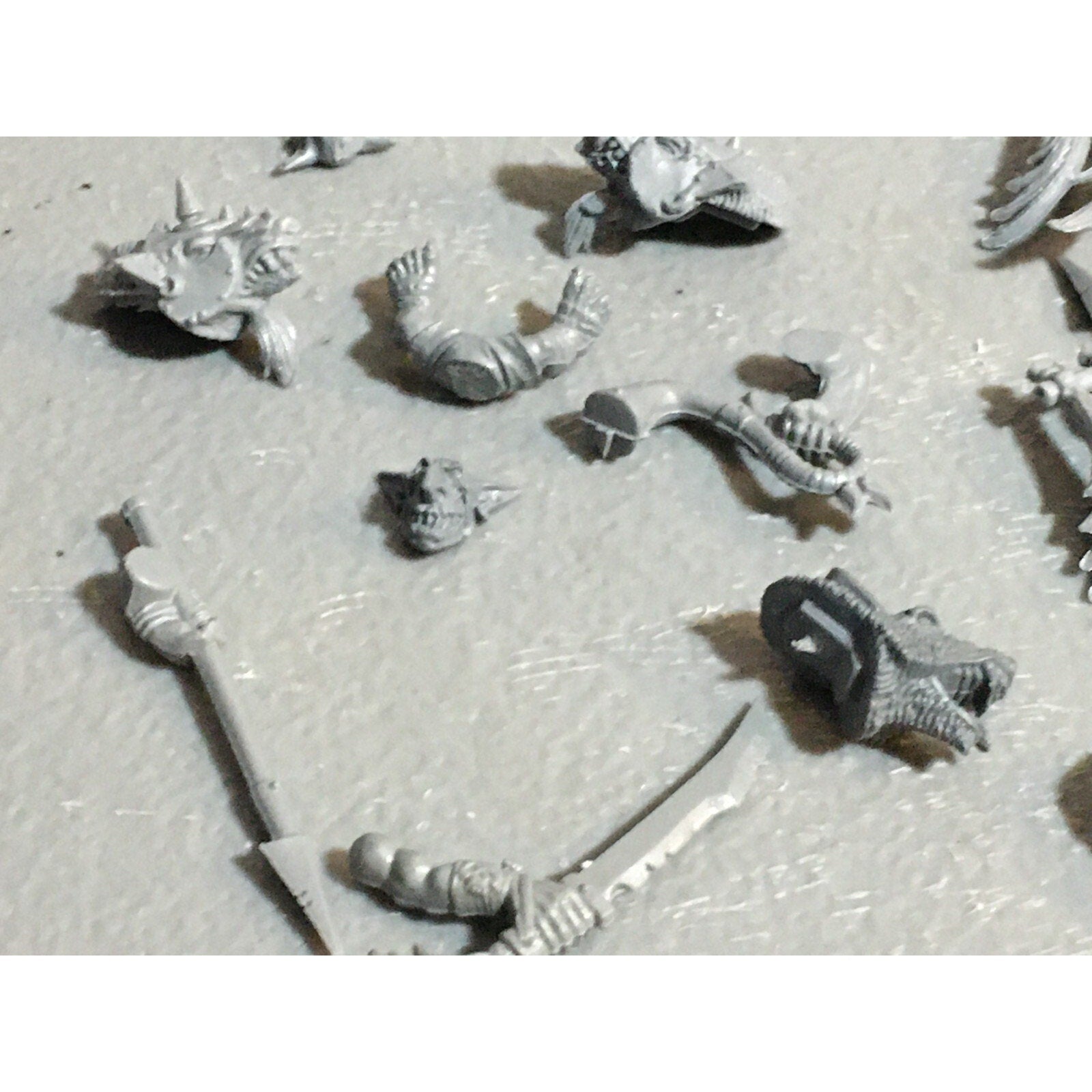 A23173 WARHAMMER FANTASY ORCS & GOBLINS BITS LOT MIXED GW GAMES WORKSHOP