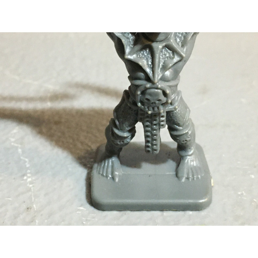 A23496 WARHAMMER HEROQUEST GARGOYLE BLOODTHIRSTER MISSING HEAD & WINGS GW