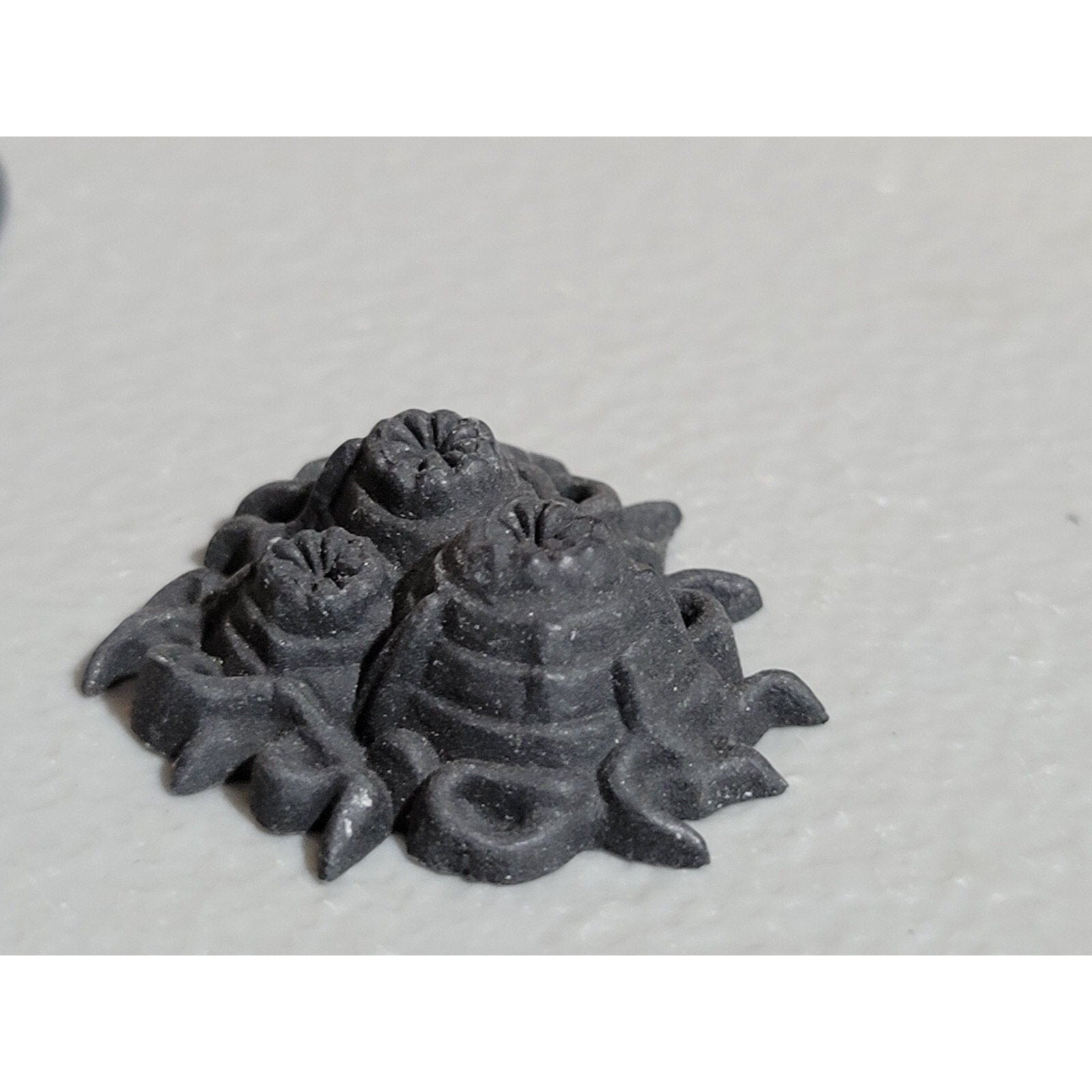 A19137 WARHAMMER 40K TYRANIDS RIPPER BASE 2 PK + SPORE MINE HIVE NODE