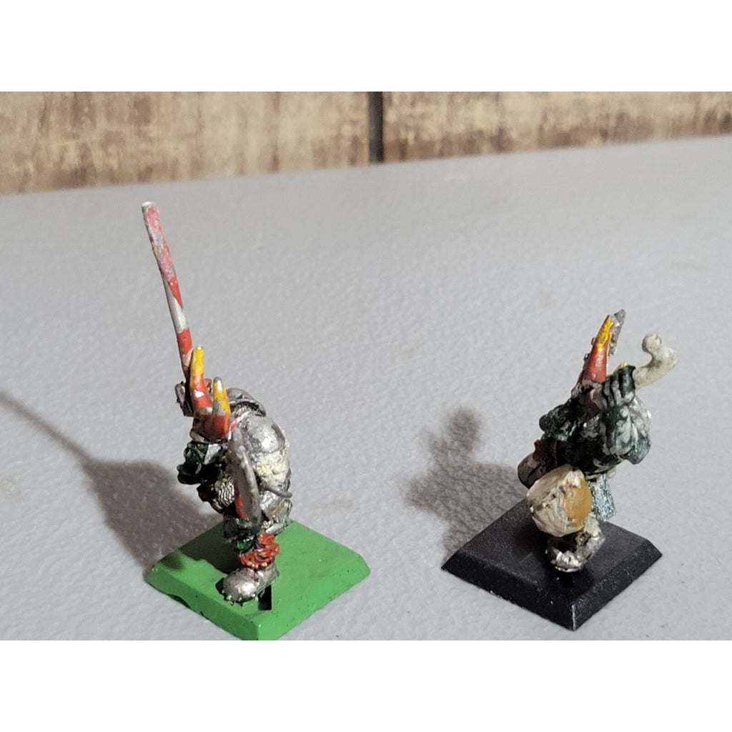 A19431 WARHAMMER FANTASY ORCS & GOBLINS METAL BLACK ORC MUSICIAN STANDARD NO TOP