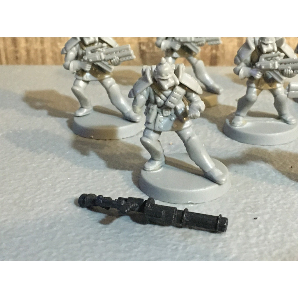 A30063 UNKNOWN TABLE TOP SCI-FI POWER ARMOR SOLDIERS 10 PK WAR GAMES