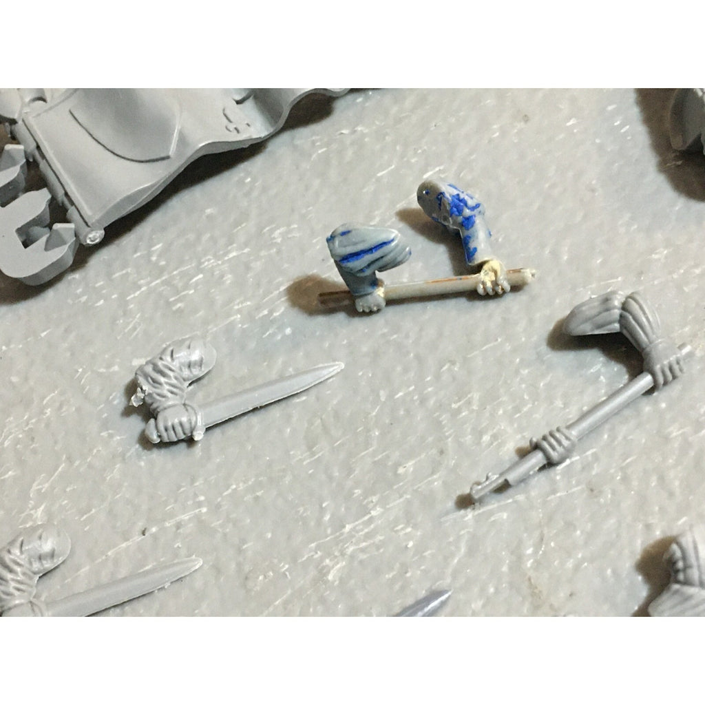 A23440 WARHAMMER FANTASY THE EMPIRE BITS LOT ARMS GAMES WORKSHOP GW