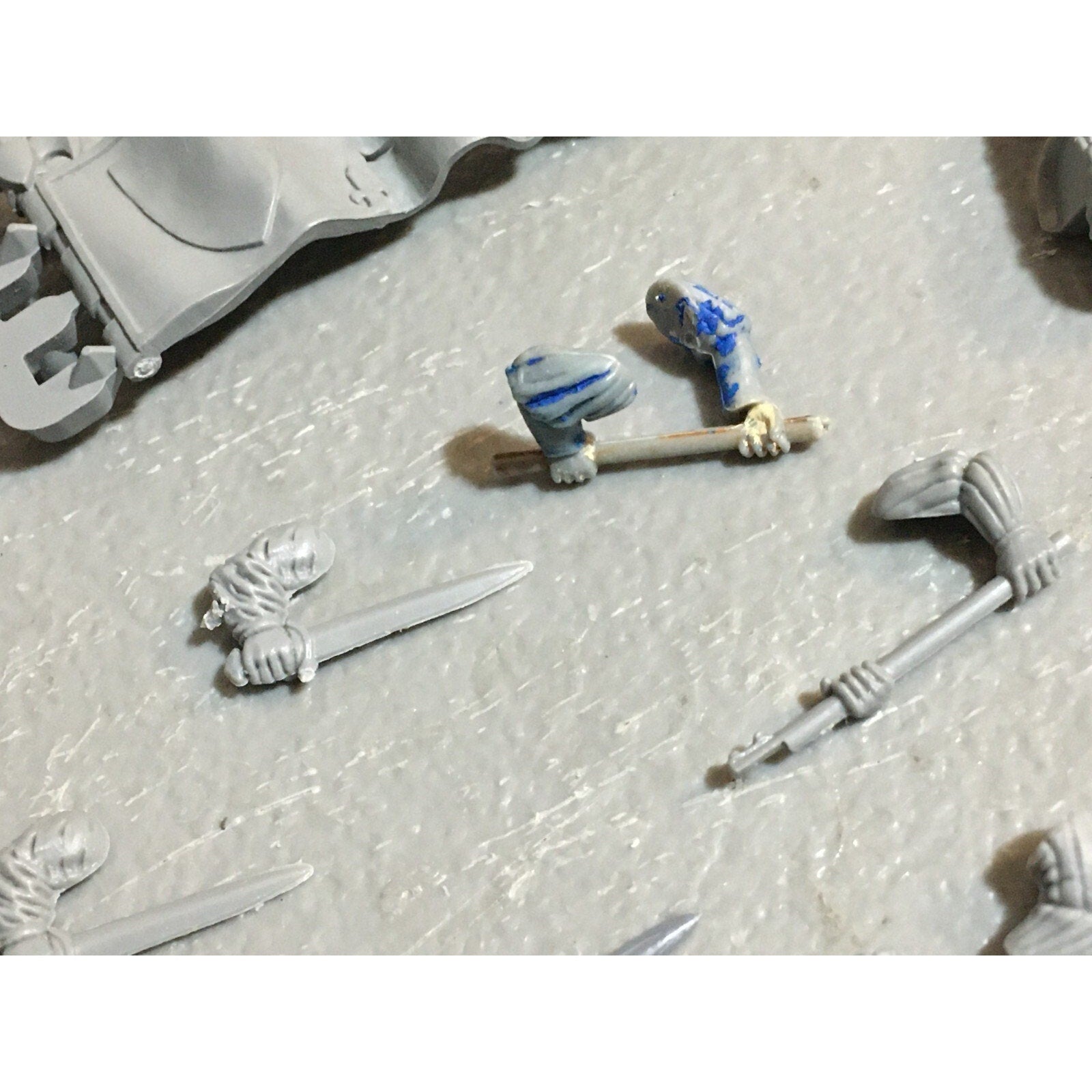 A23440 WARHAMMER FANTASY THE EMPIRE BITS LOT ARMS GAMES WORKSHOP GW