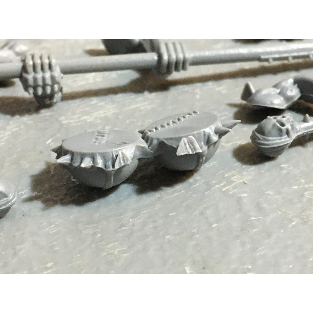 A23392 WARHAMMER FANTASY ORCS & GOBLINS BITS LOT BOYZ ARMS GAMES WORKSHOP GW