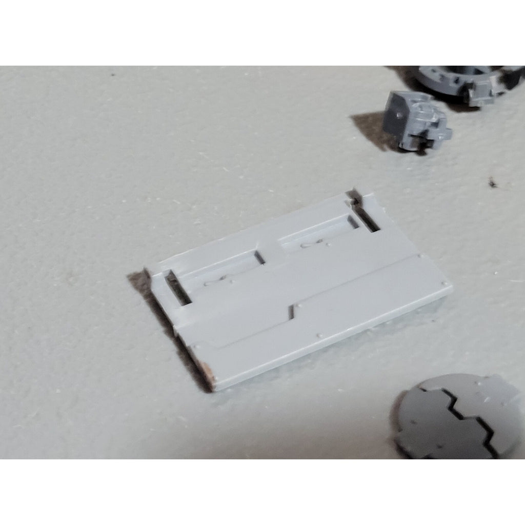 A18904 WARHAMMER 40K SPACE MARINES BITS LOT TANK VEHICLE RHINO RAZORBACK PRED