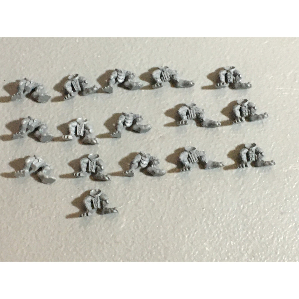 A22301 WARHAMMER FANTASY SKAVEN BITS LOT CLANRAT LEGS GAMES WORKSHOP GW